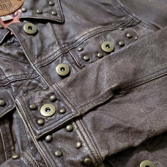 Leather jacket - Picture 8 of 8